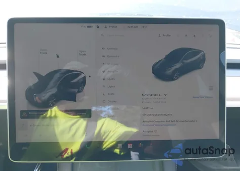 2023 Tesla Model Y Awd/Long Range Dual Motor All-Wheel Drive from USA, damaged, VIN 7SAYGDEE4PA192738